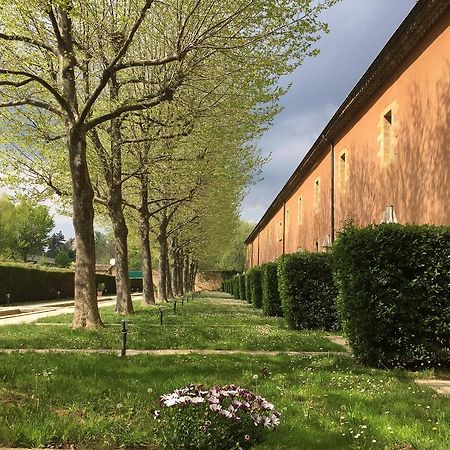 Апарт отель La Bastide Du Roy Rene Экс-ан-Прованс Экстерьер фото