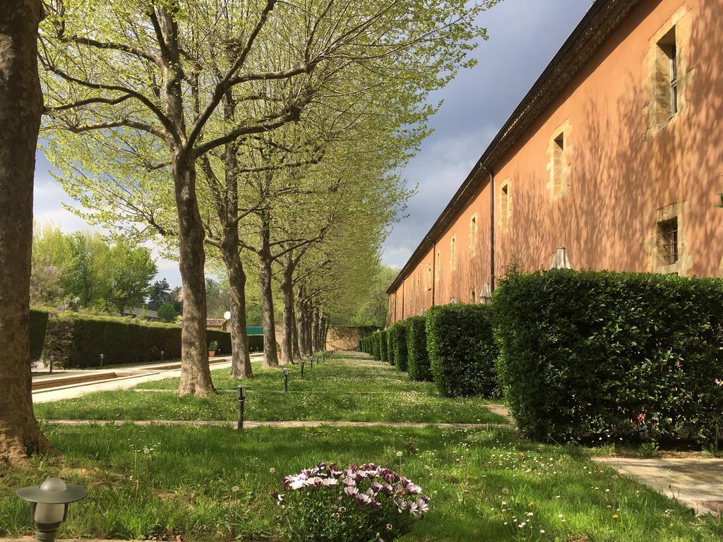 Апарт отель La Bastide Du Roy Rene Экс-ан-Прованс Экстерьер фото